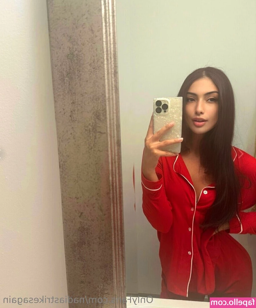 nadiastrikesagain [ nadiastrikesagain-2 ] - How about my non cosplay 🤫