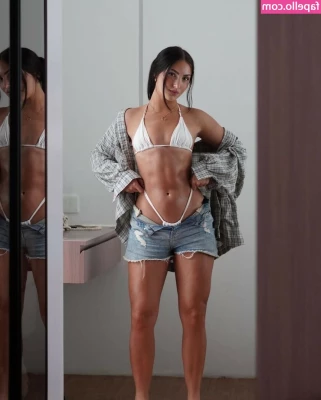 saveden - Is this what you’re supposed to wear when you go hiking? ? 🙈