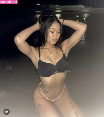 Playboyabi - My boy toy loves squeezing my breasts