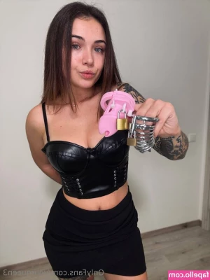 yourqueen3 - Just something light  I ll start back serious posting soon