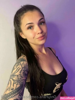 yourqueen3 - 🔞 𝐍𝐮𝐞𝐯𝐨 𝐯𝐢𝐝𝐞𝐨😈