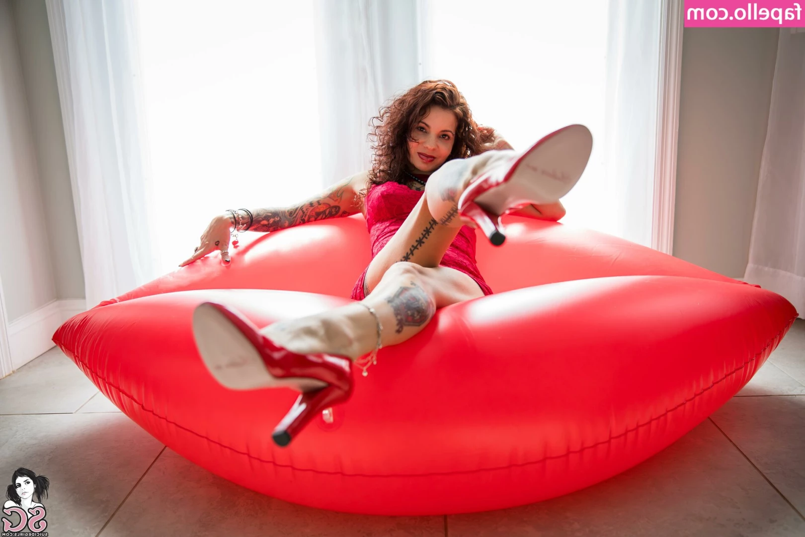 Ginarys Kinky Adventures [ ginarys-kinky-adventures ] - happy monday  whoooooo wants these videos