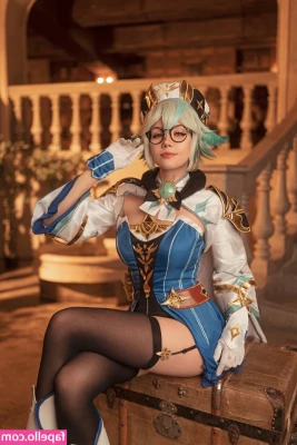 Anastasia Komori [ anastasia-komori ] - Taking it easy this weekend  Did some banded accessory work  A little