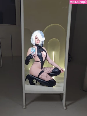 Anastasia Komori [ anastasia-komori ] - my elves  feet are already very much waiting for the snow to melt so