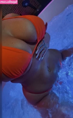Melina.Million [ melina-million ] - video and nudes in your inbox