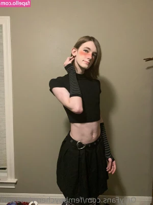 femboycherryblossom - katiesummer222  jasminebrooks  cataliavalentin  officialfrankiejax 