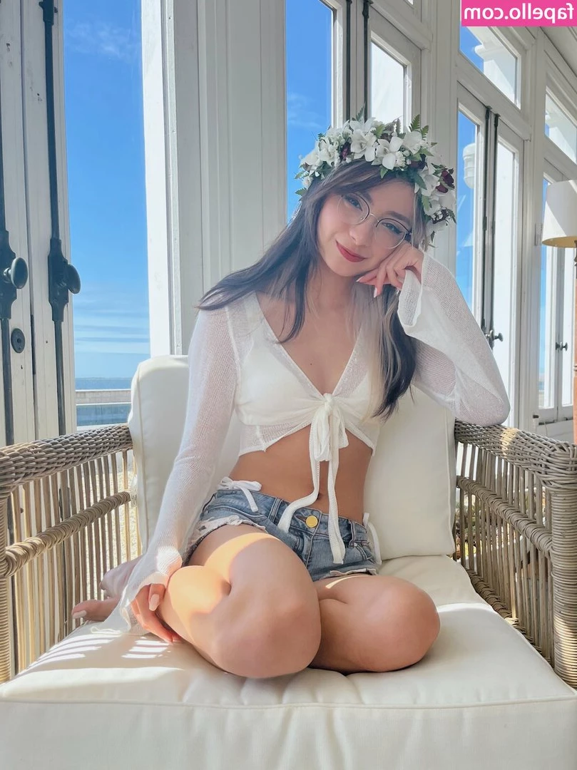 Uwumi - Tip me if you want some of these videos sent to you   plus one of me
