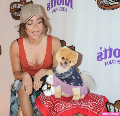 Sarah Hyland [ sarah-hyland ] - Fan teaser