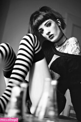 medihasan.free [ medihasan-free ] - Look how swollen my clit was here    I was SO horny during a