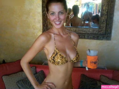 Eva Amurri [ eva-amurri ] - Longhair rapunzel  sofafan doing custom video about hairfetish https