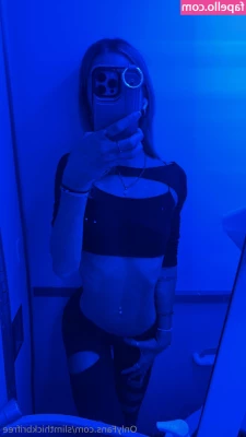 slimthickbrifree - Suck my high heels