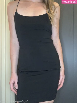seattlesofia - Le mie lunghe gambe e i miei fetish tacchi affilati neri sono pronti