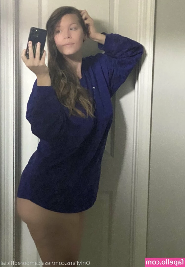jessicamooreofficial - Do fat asses make you hard? 😉