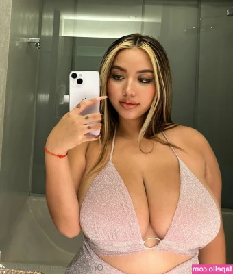 rubylifree - Exclusivamente en el Onlyfans de mi amigo  moneyboychang   no te lo