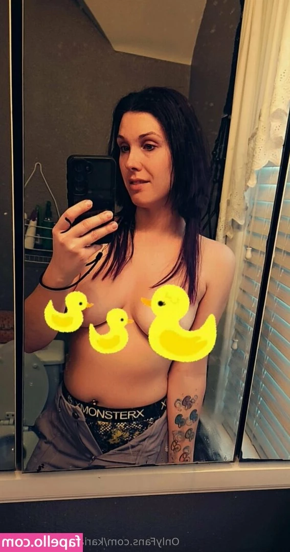 kariamerizacosfree - Who wants to cum clean me up