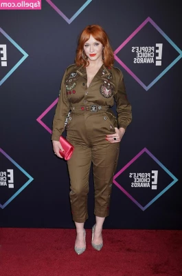 Christina Hendricks [ christina-hendricks ] - Yes mom