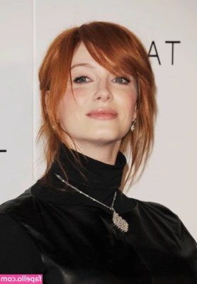 Christina Hendricks [ christina-hendricks ] - No hej    W najbliższym tygodniu wleci więcej selfiaków  bo wiem 