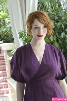 Christina Hendricks [ christina-hendricks ] - Taking my high heels off