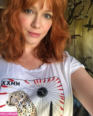Christina Hendricks [ christina-hendricks ] - Because y’all’s are so kind to me here’s a freebee with