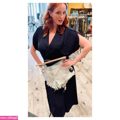 Christina Hendricks [ christina-hendricks ] - 🔥just look at what hot boys are near me🥰 😊you want to see