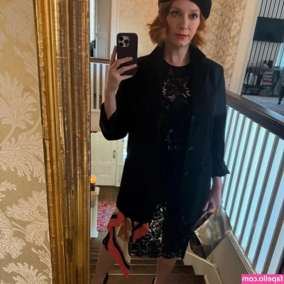 Christina Hendricks [ christina-hendricks ] - morning <3