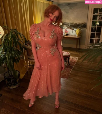 Christina Hendricks [ christina-hendricks ] - BROOO literally cumming just from wagging my penis