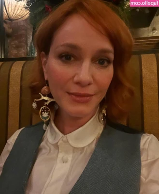Christina Hendricks [ christina-hendricks ] - Here's one of my authentic laughing squirting orgasms. I busted up