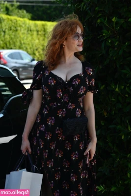 Christina Hendricks [ christina-hendricks ] - Taking a day to explore, try some new canoli flavors at Mike's