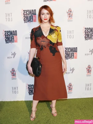 Christina Hendricks [ christina-hendricks ] - Does this count as art? 😘😘
