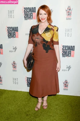 Christina Hendricks [ christina-hendricks ] - Good-morning😚