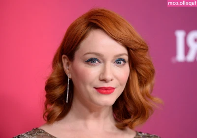 Christina Hendricks [ christina-hendricks ] - Showing off before a shower 😘 don't you want to join me?