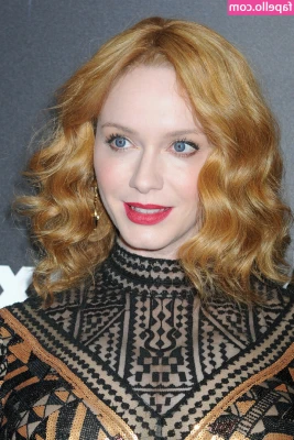 Christina Hendricks [ christina-hendricks ] - my little waist - what would you do to me ? 💋