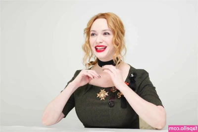 Christina Hendricks [ christina-hendricks ] - Anal dildo riding video :) please send me a tip if you appreciate my