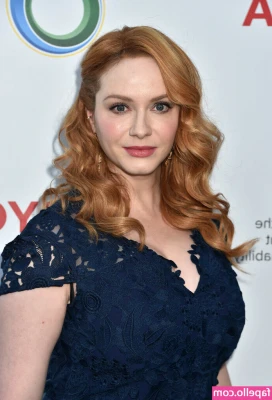Christina Hendricks [ christina-hendricks ] - Lick my armpits and behave good tomorrow a video with me in this part 1