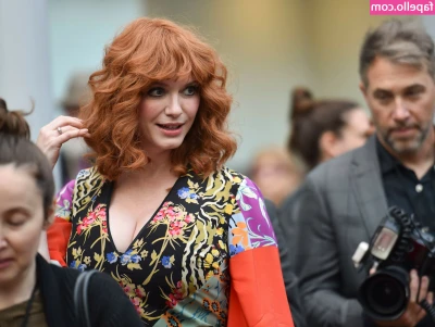 Christina Hendricks [ christina-hendricks ] - Editing a lil something for you.... 😊