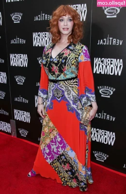 Christina Hendricks [ christina-hendricks ] - Who likes cake? 🍰