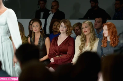 Christina Hendricks [ christina-hendricks ] - Mama always told me,Ima be a COWGIRL 🤪