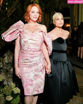 Christina Hendricks [ christina-hendricks ] - Squish.. squish