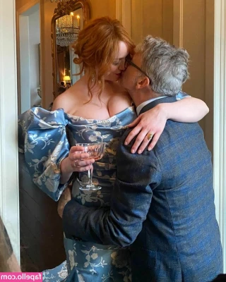 Christina Hendricks [ christina-hendricks ] - I wanna be your little slut