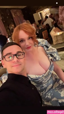 Christina Hendricks [ christina-hendricks ] - Hi dear 😘💕 Early morning is just the perfect time for a
