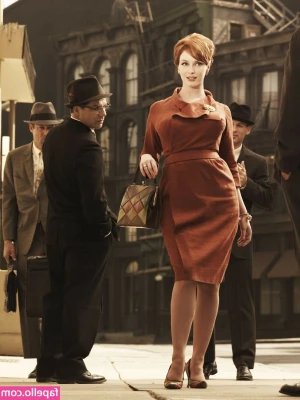 Christina Hendricks [ christina-hendricks ] - ill take this space to thank you all for the subs and the renews of