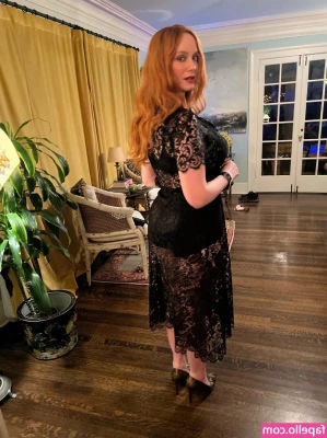 Christina Hendricks [ christina-hendricks ] - I’m sensitive, you know.🙈