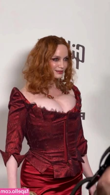 Christina Hendricks [ christina-hendricks ] - Would u be my sissy slave? 😈