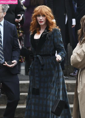 Christina Hendricks [ christina-hendricks ] - Can we have some fun daddy?🤭