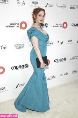 Christina Hendricks [ christina-hendricks ] - Hello Everyone! Here is the Behind The Scenes footage from