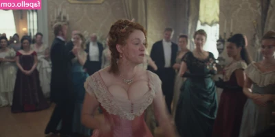 Christina Hendricks [ christina-hendricks ] - Dancing Puppi on replay while you try to do your work ✨