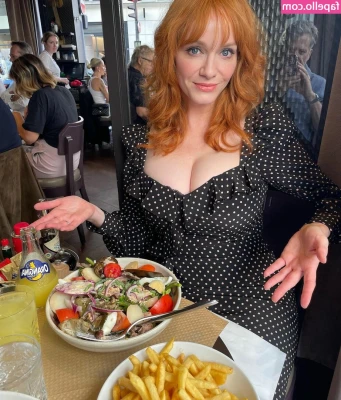 Christina Hendricks [ christina-hendricks ] - feeling much better already😊