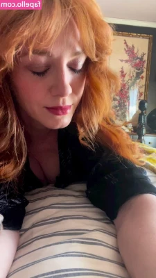 Christina Hendricks [ christina-hendricks ] - dildo fucked my wet pussy in the kitchen floor! I want to make you