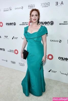 Christina Hendricks [ christina-hendricks ] - Silky soft thick thighs, waiting to be pushed apart