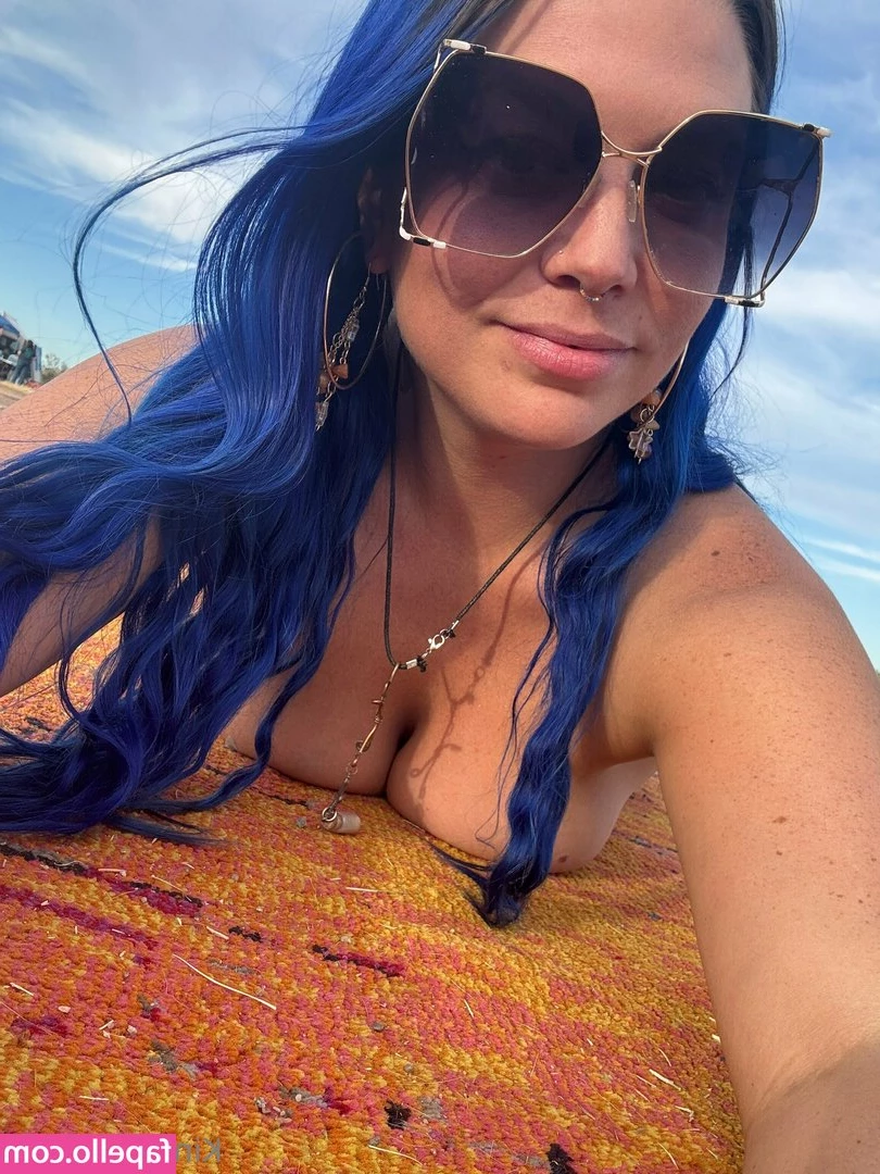 kinkykupcake - Hey guys   How are you today  Strings are so nice  I love it haha do